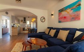Blue Arb Apartment Rab